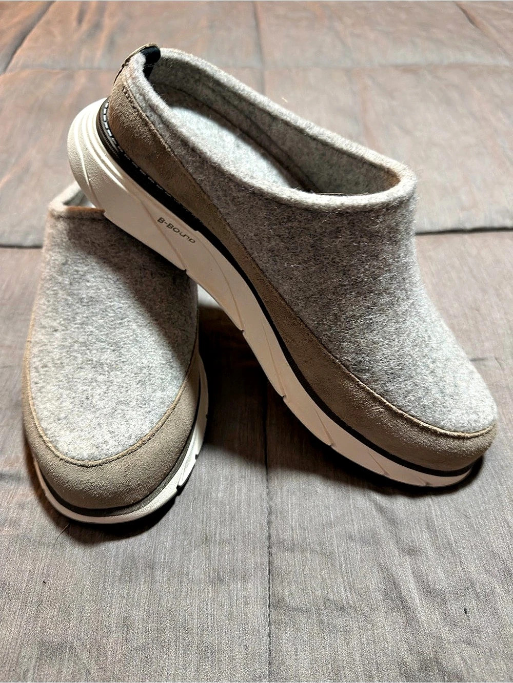L.L. Bean Women’s Downeast Slip on Wool Clogs Size 7M NEW